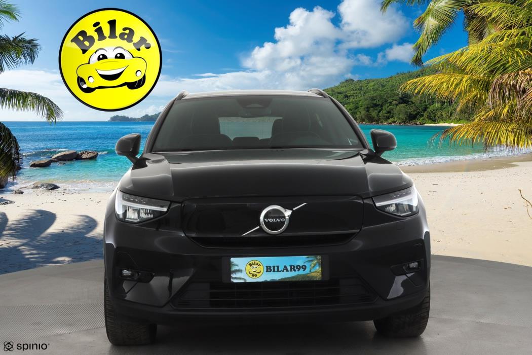 VOLVO XC40 2023