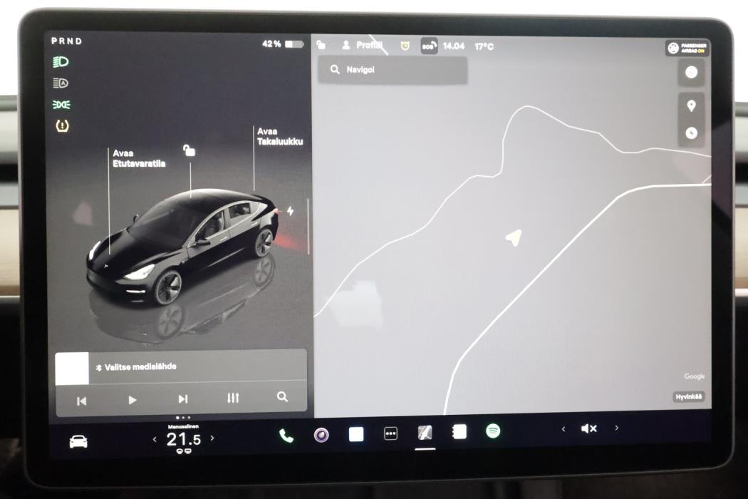 TESLA MODEL 3 2023