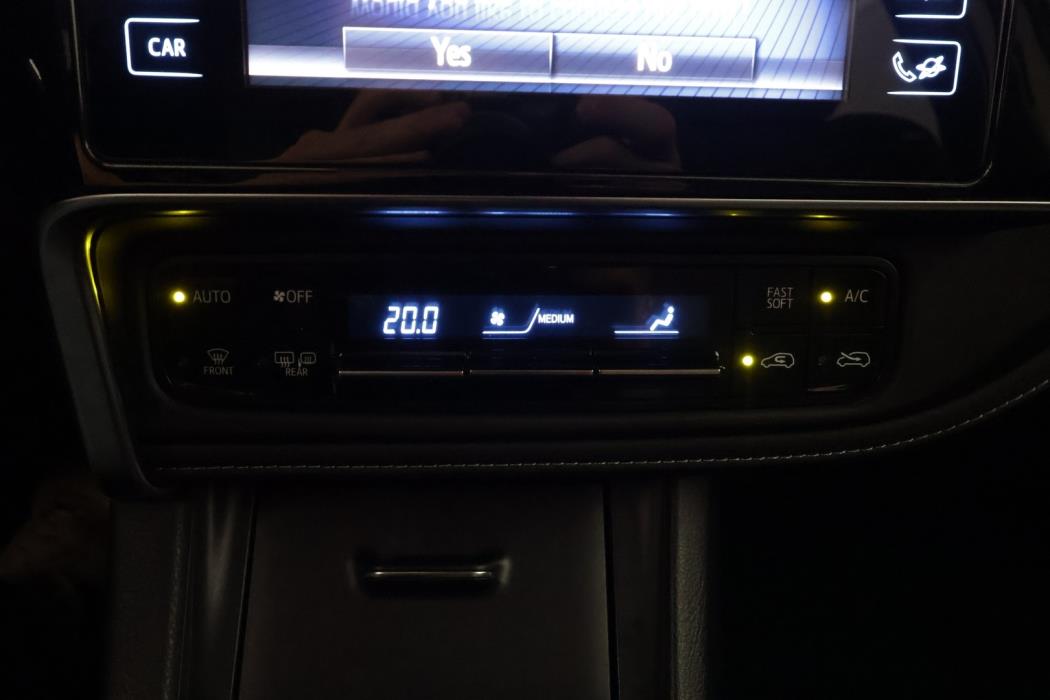 TOYOTA AURIS 2019