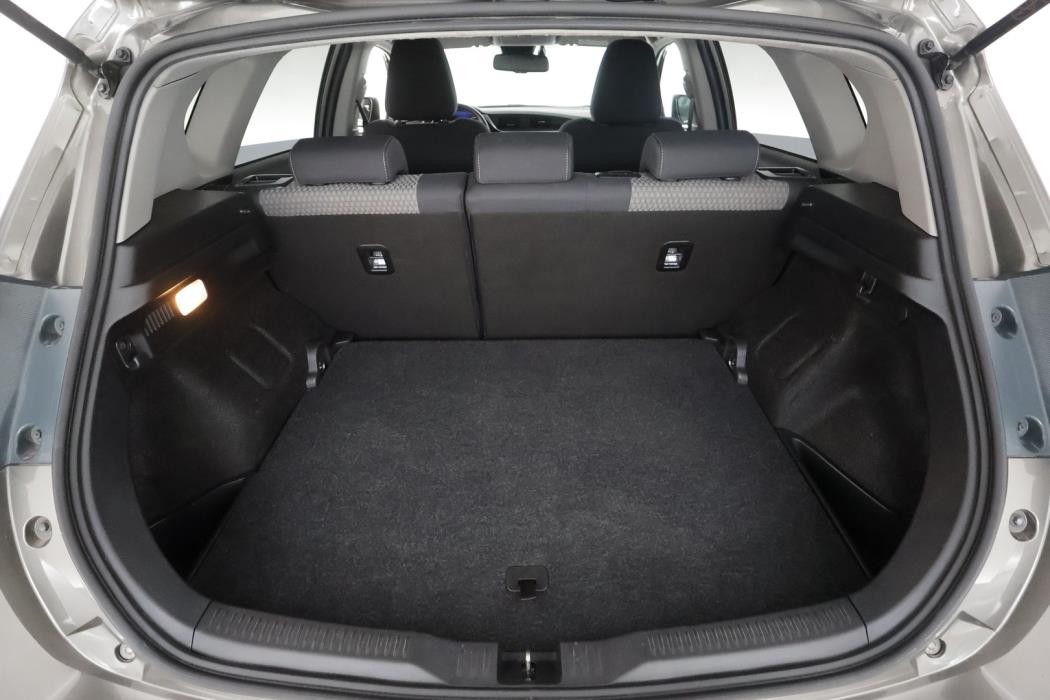 TOYOTA AURIS 2019