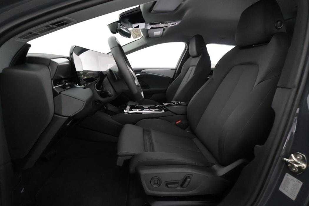 AUDI A6 E-TRON 2025
