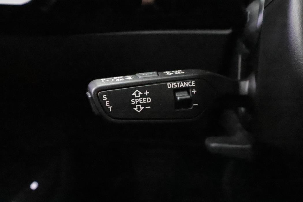 AUDI e-tron 2022
