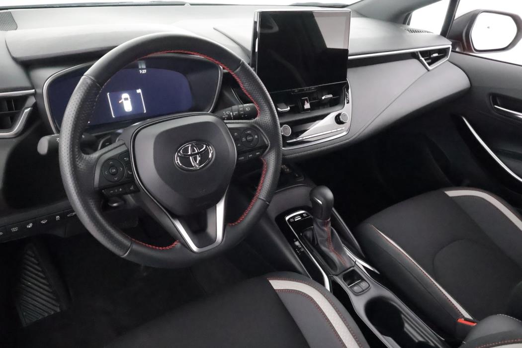 TOYOTA COROLLA 2025