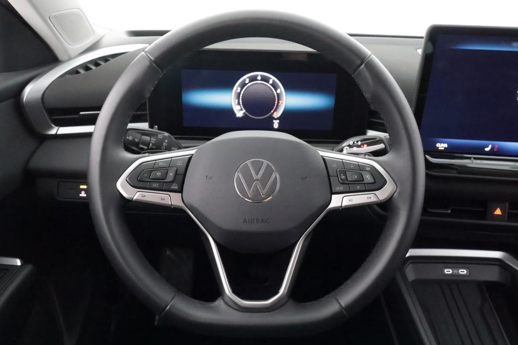 VOLKSWAGEN T-CROSS 2023