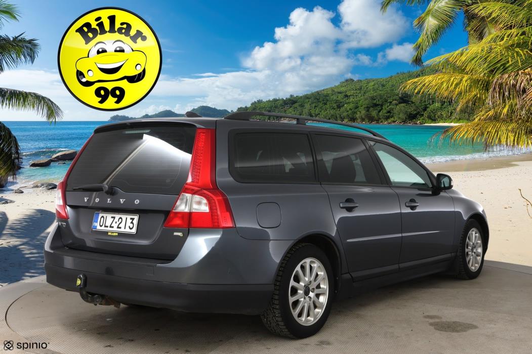 VOLVO V70 2010