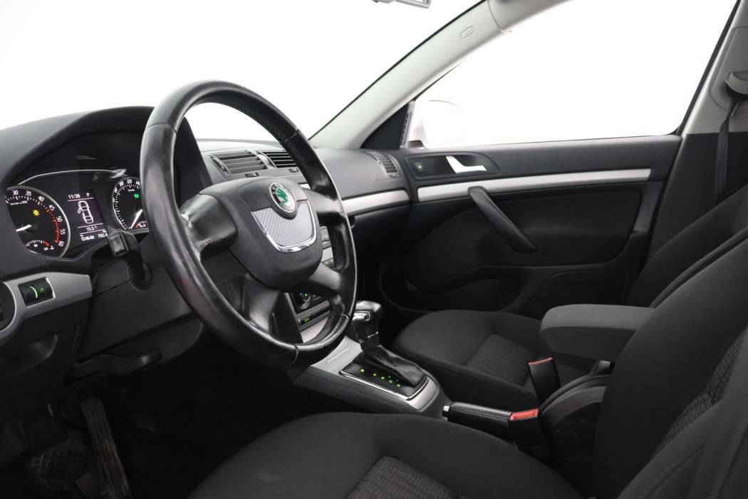 SKODA Octavia 2010