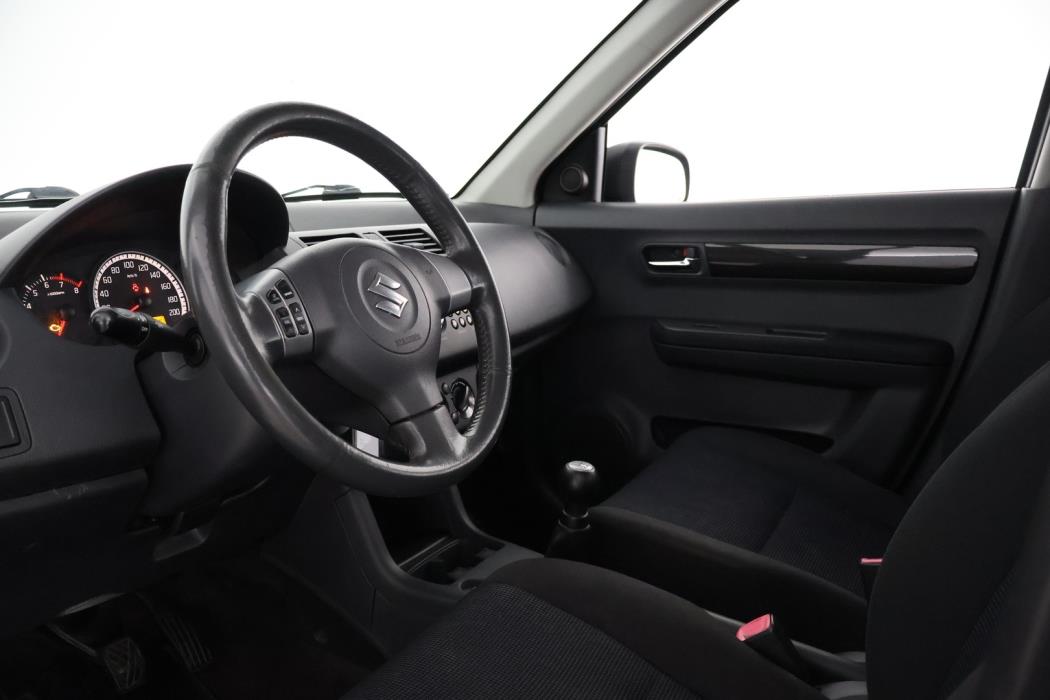 SUZUKI Swift 2006