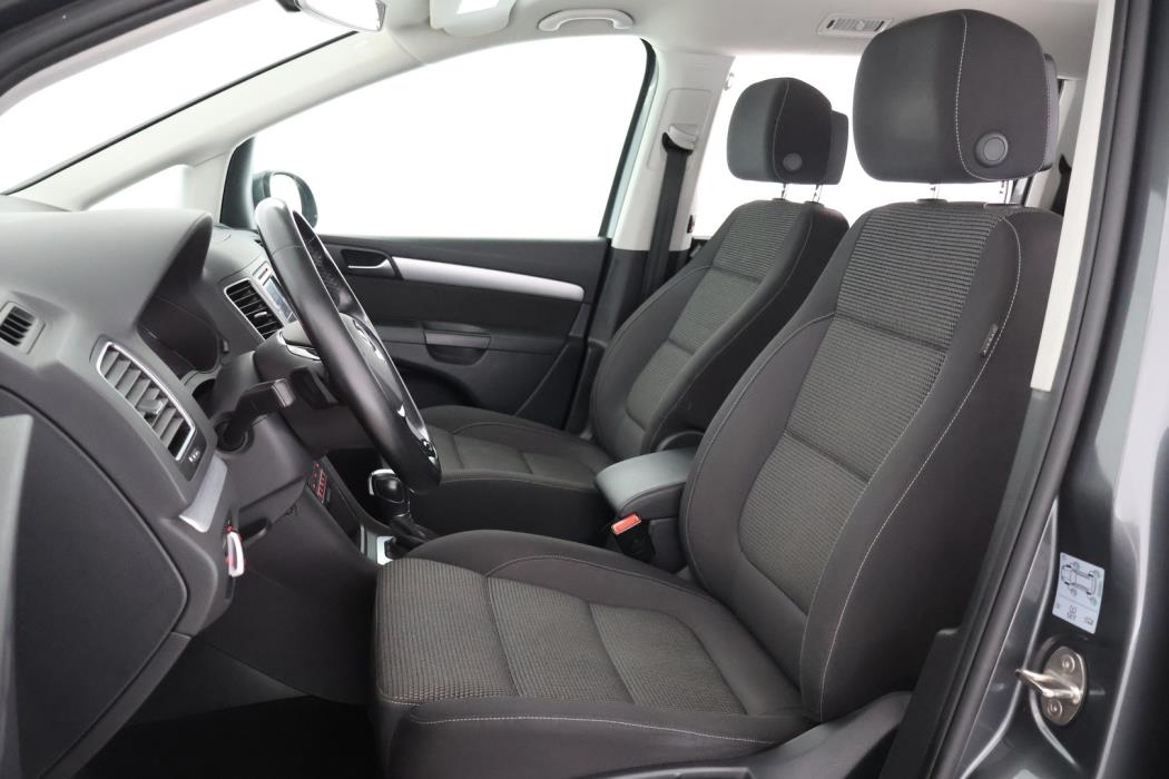 VOLKSWAGEN Sharan 2016