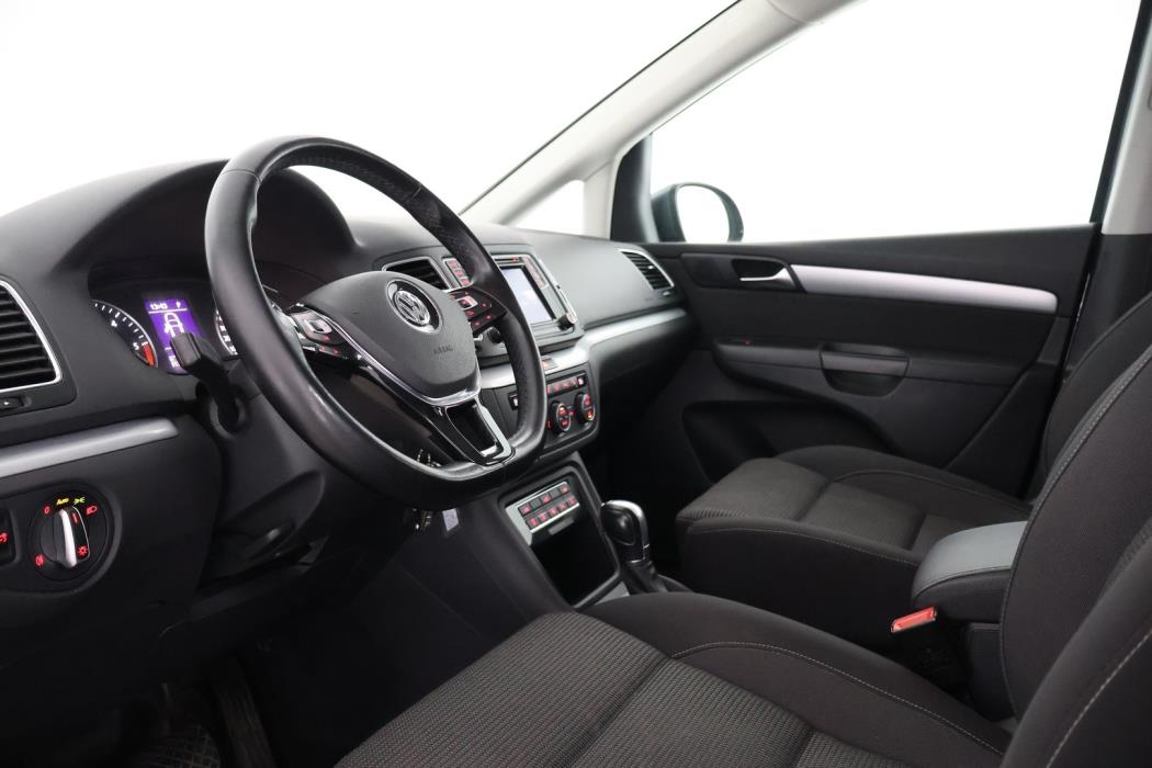 VOLKSWAGEN Sharan 2016
