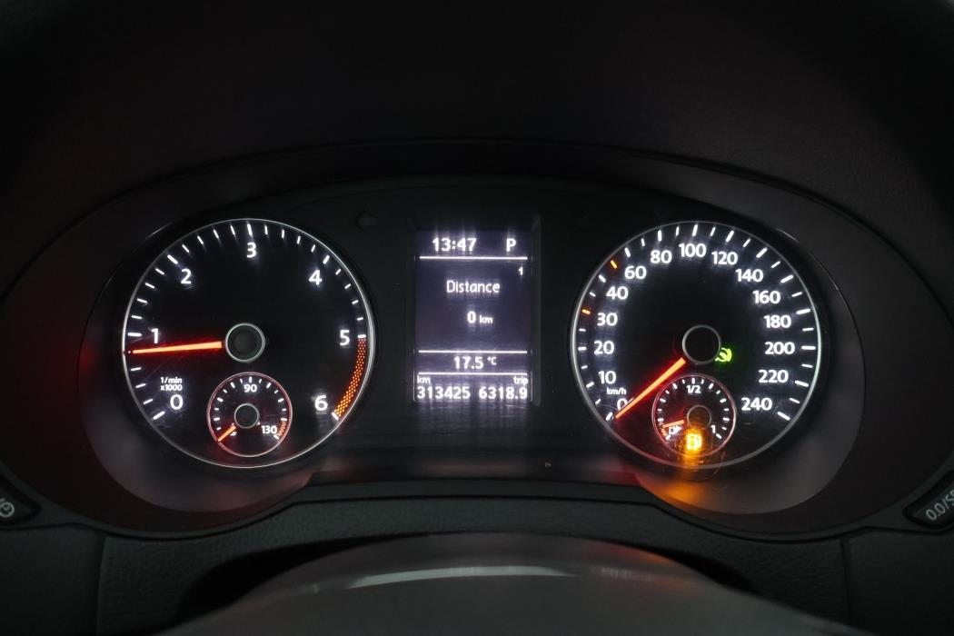 VOLKSWAGEN Sharan 2016
