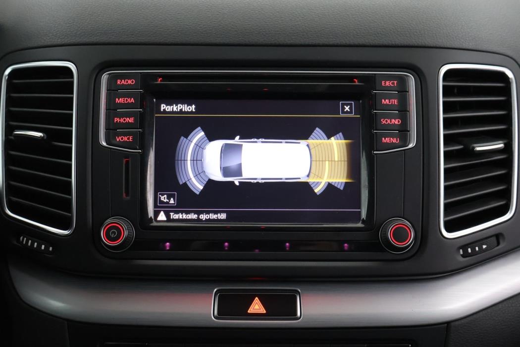VOLKSWAGEN Sharan 2016