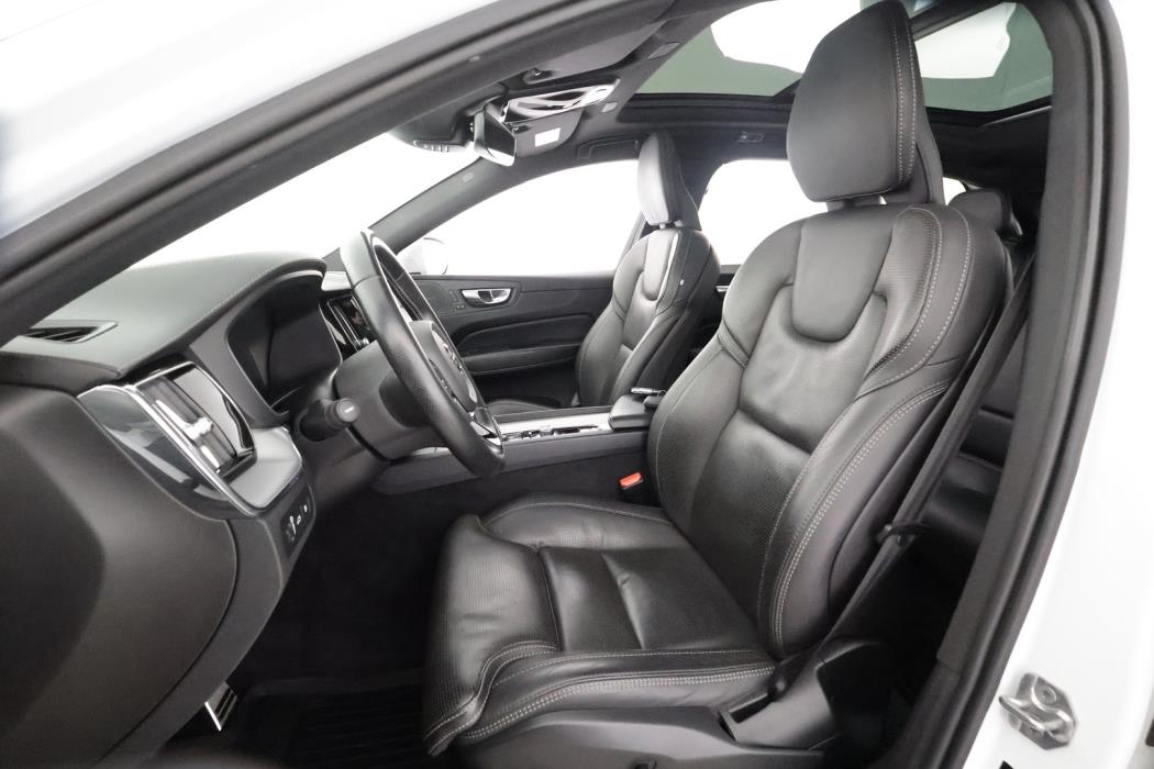 VOLVO XC60 2019