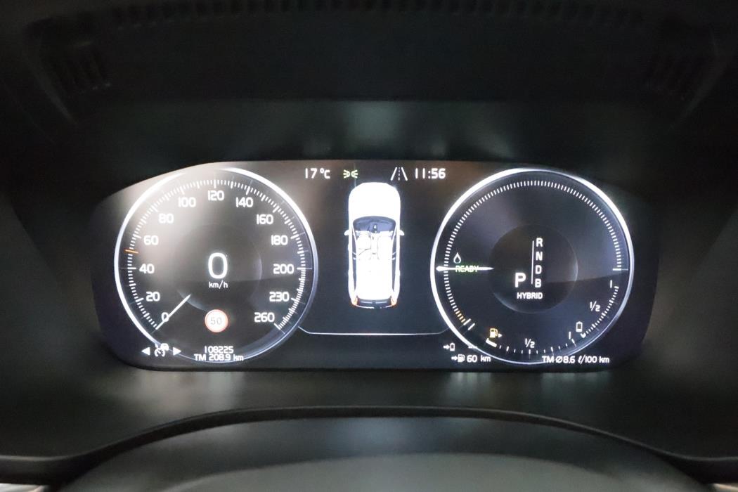 VOLVO XC60 2019