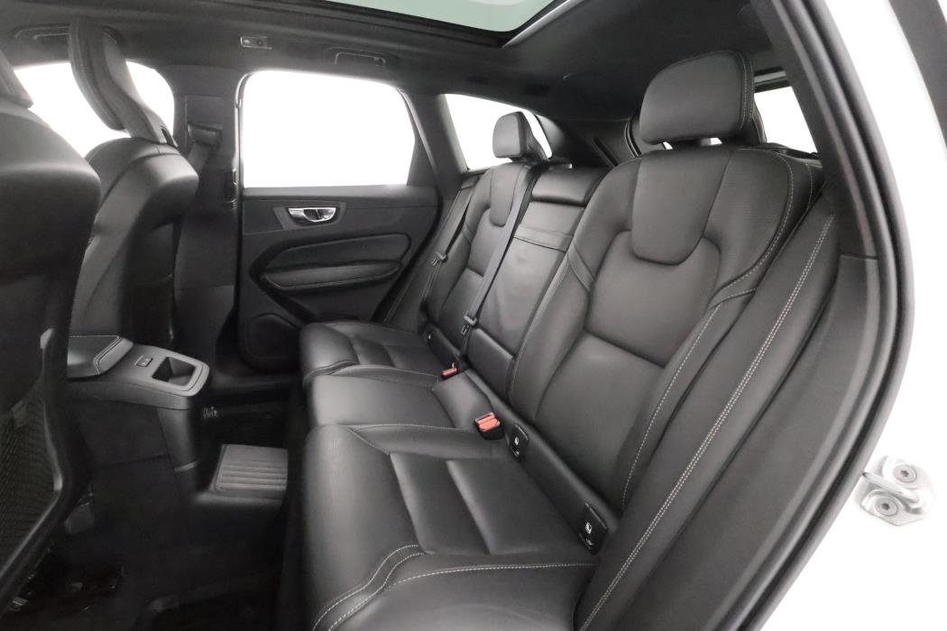 VOLVO XC60 2019