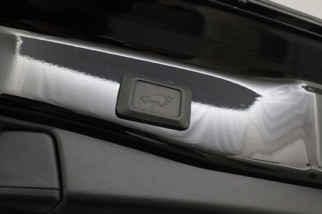 TOYOTA RAV4 2023