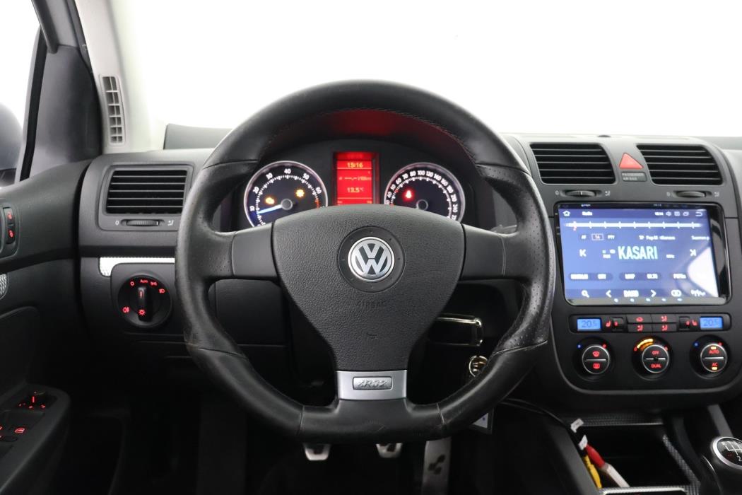 VOLKSWAGEN Golf 2008
