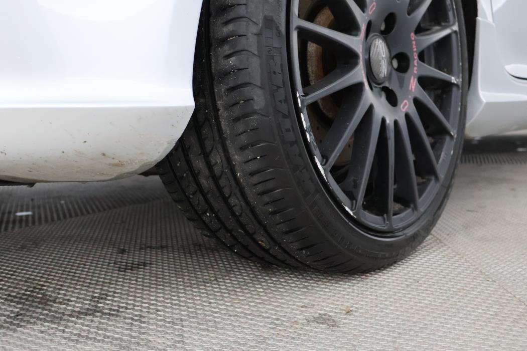 VOLKSWAGEN Golf 2008