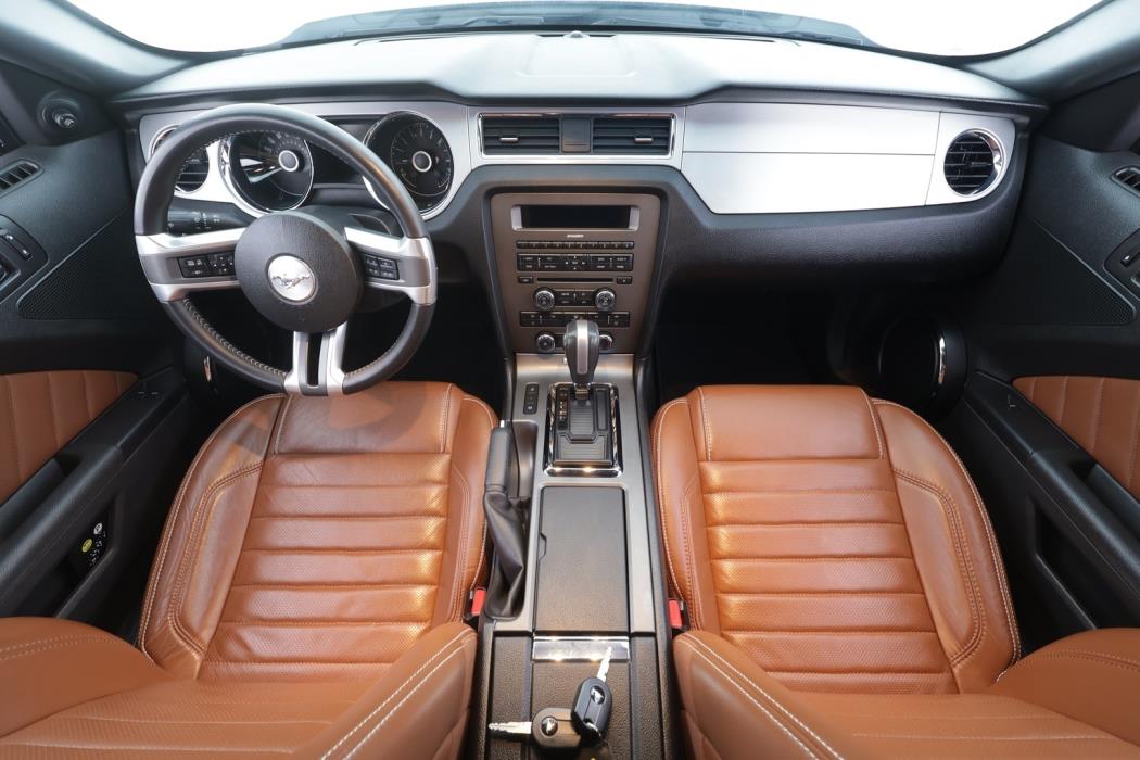 FORD Mustang 2014