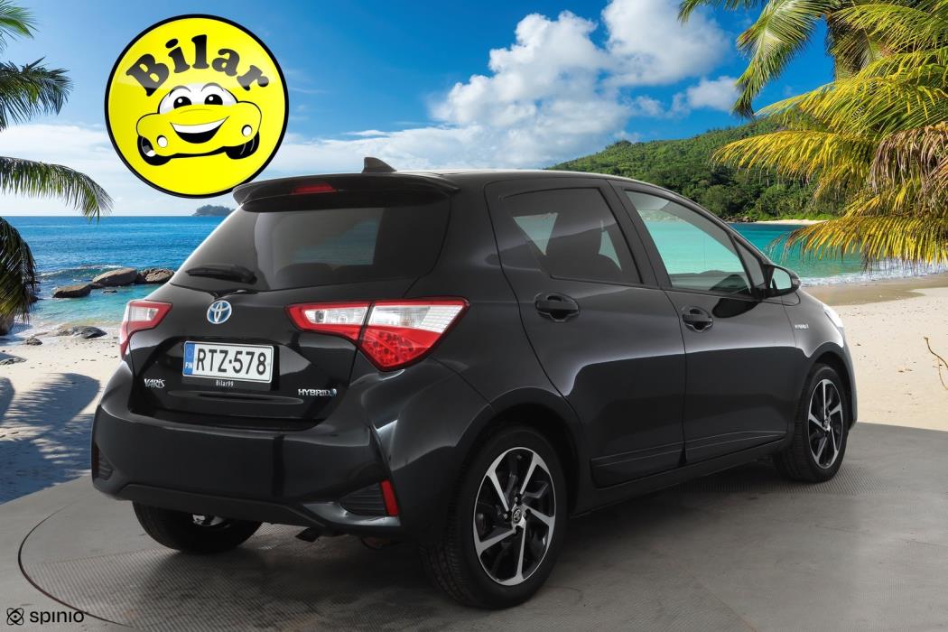 TOYOTA Yaris 2019