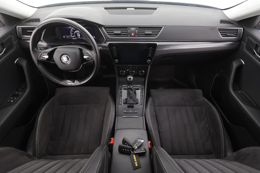 SKODA Superb 2021