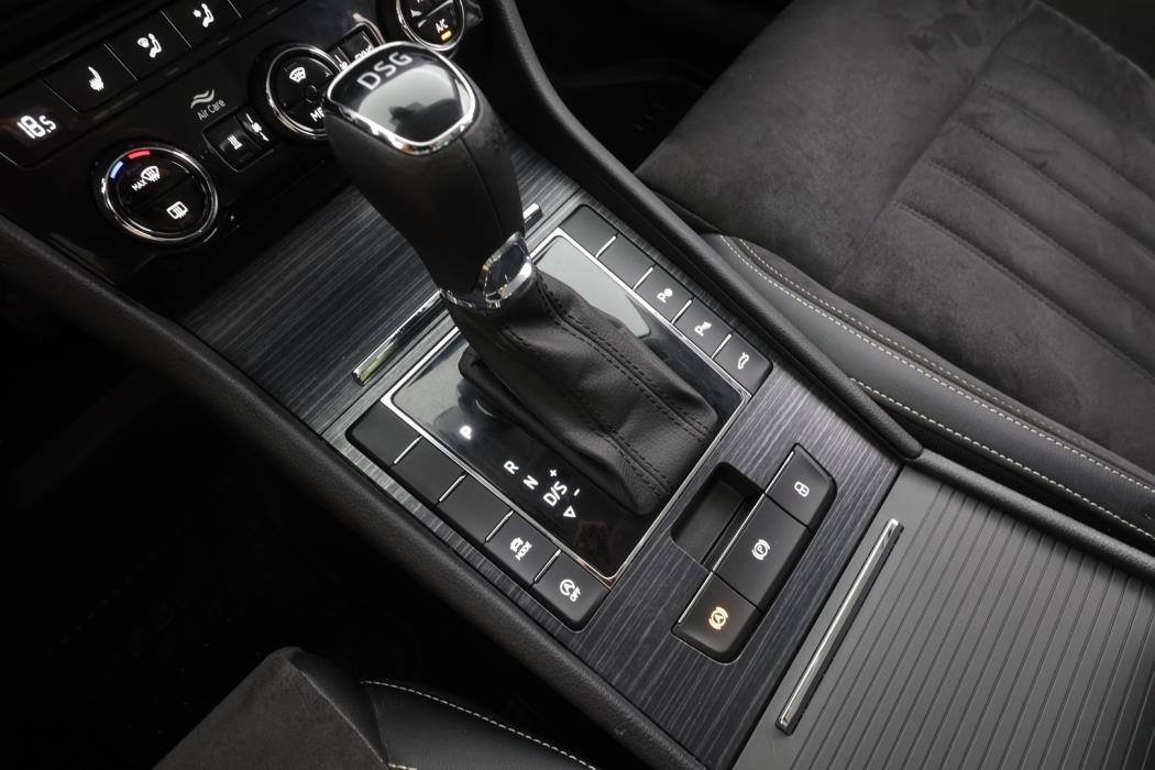 SKODA Superb 2021
