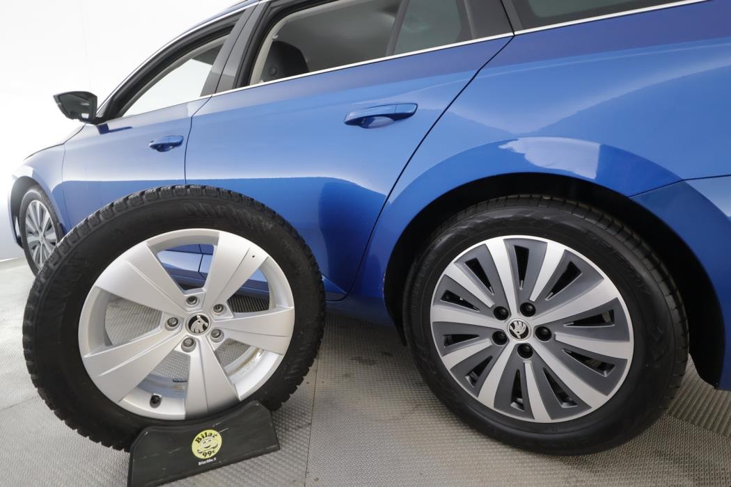 SKODA Superb 2021