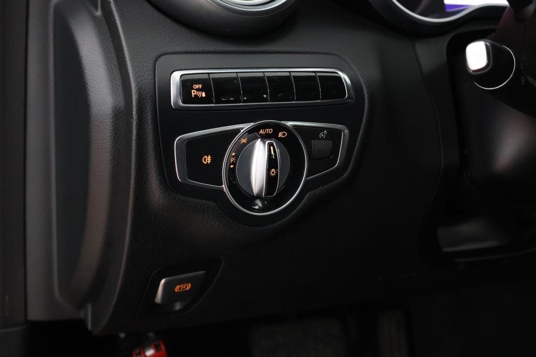 MERCEDES-BENZ C 2016