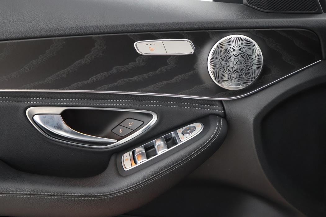 MERCEDES-BENZ C 2016