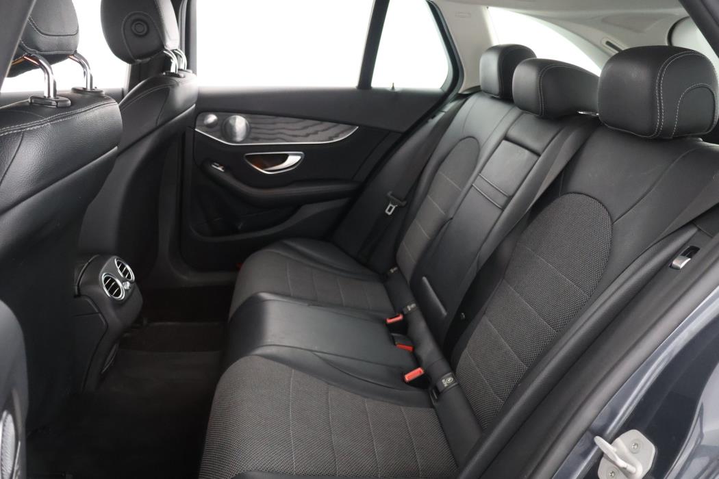 MERCEDES-BENZ C 2016