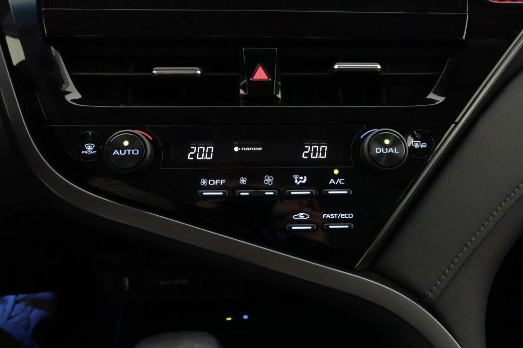 TOYOTA Camry 2024