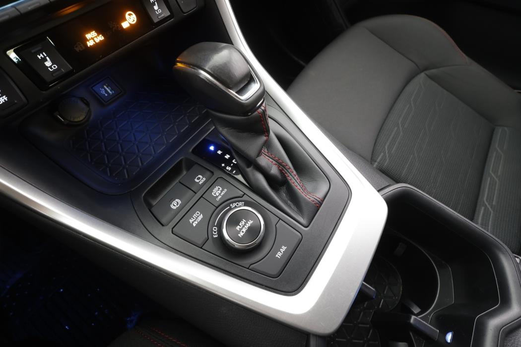 TOYOTA RAV4 Plug-in 2024