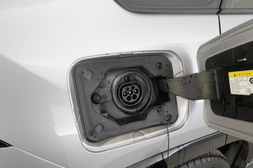 TOYOTA RAV4 Plug-in 2024