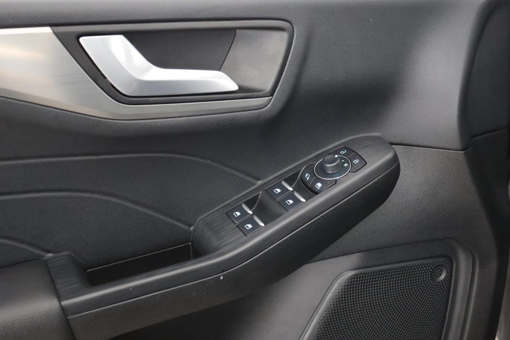 FORD Kuga 2024