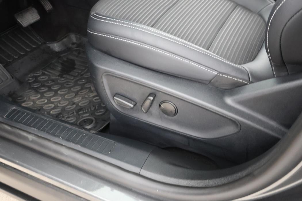 FORD Kuga 2024
