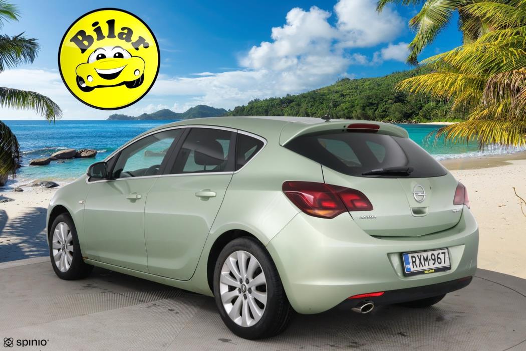 OPEL Astra 2011