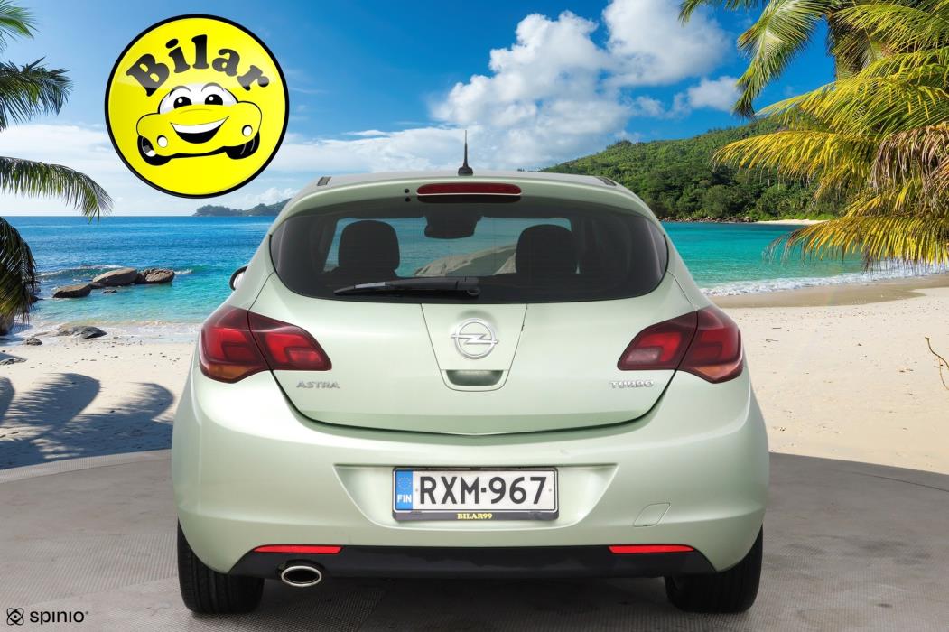 OPEL Astra 2011