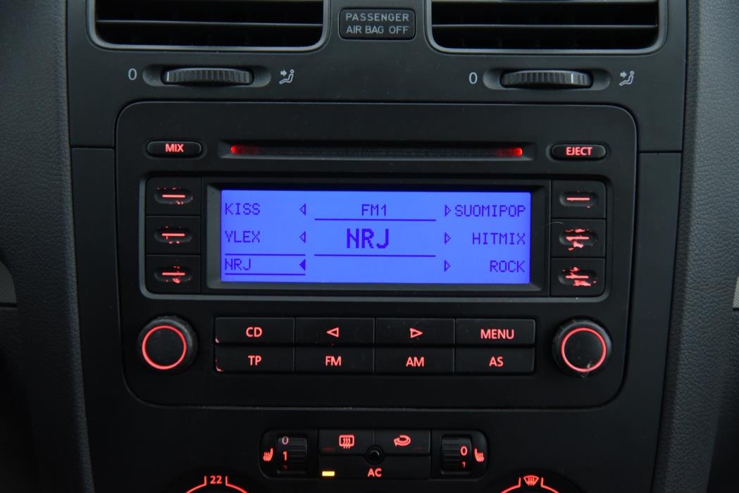 VOLKSWAGEN Golf 2005