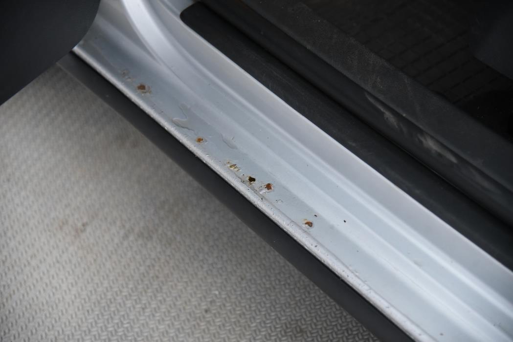 VOLKSWAGEN Golf 2005