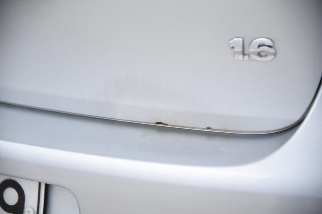 VOLKSWAGEN Golf 2005