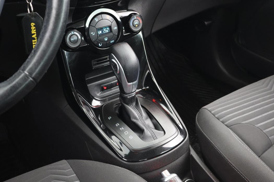 FORD Fiesta 2014