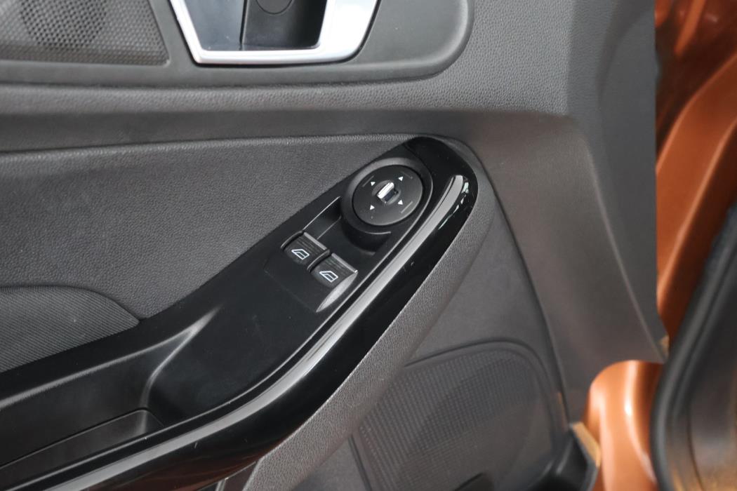 FORD Fiesta 2014