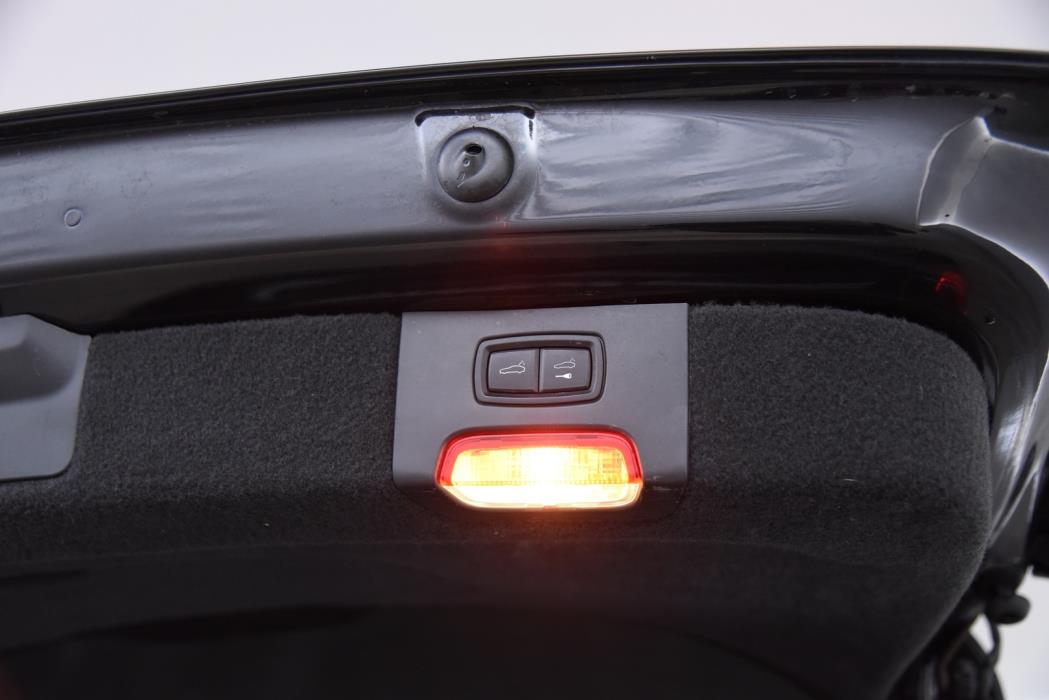 PORSCHE Cayenne 2015