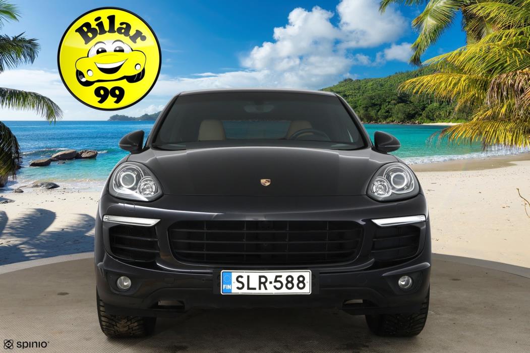 PORSCHE Cayenne 2015