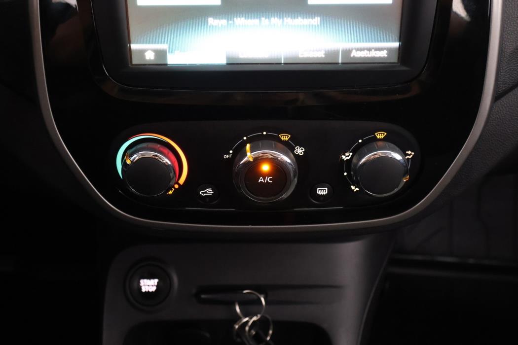 RENAULT Captur 2017