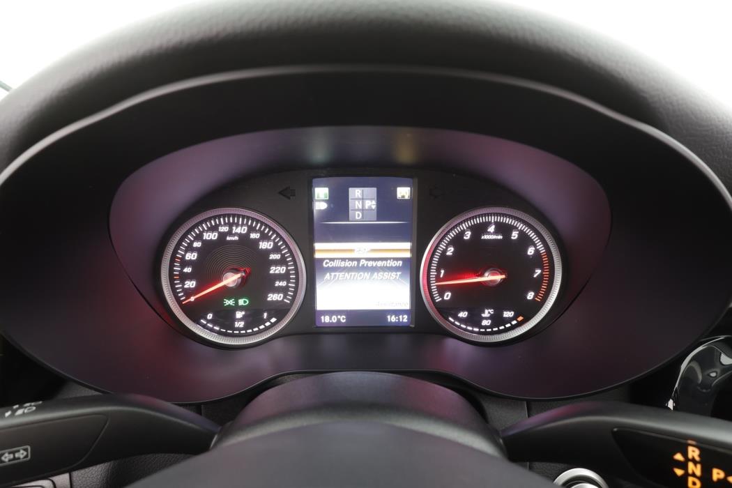 MERCEDES-BENZ C 2017