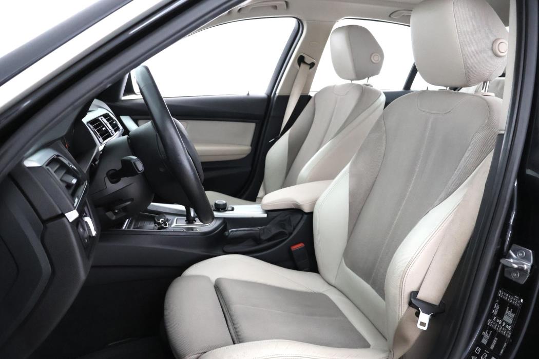 BMW 320 2015