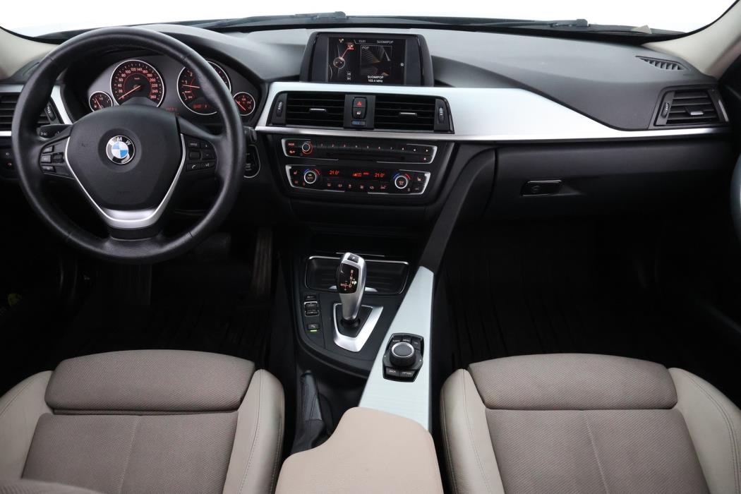 BMW 320 2015