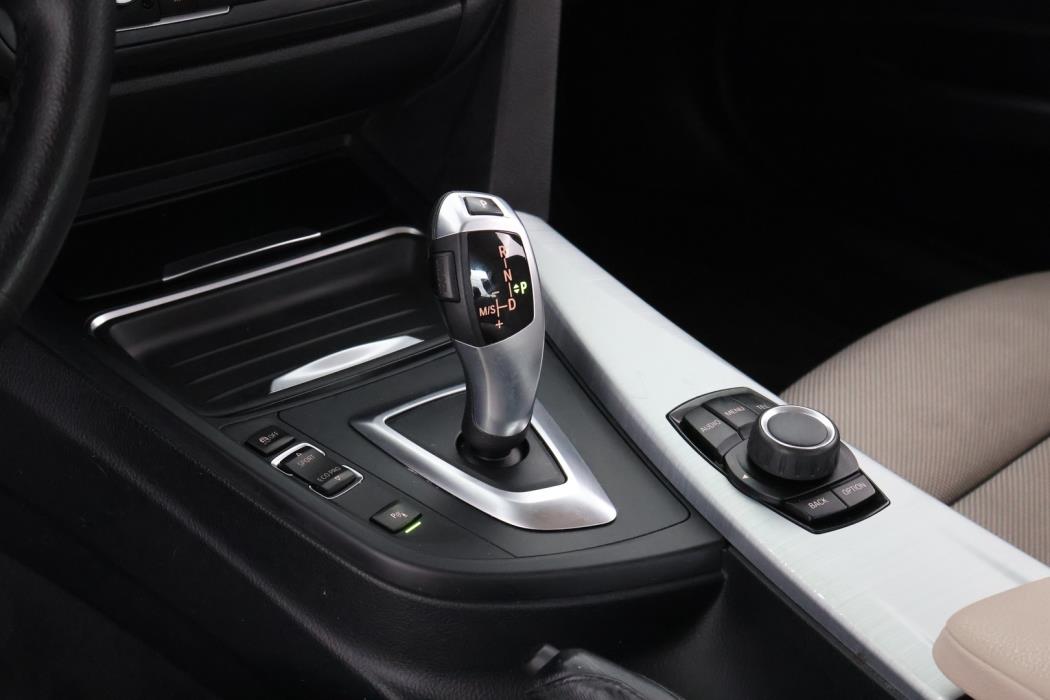 BMW 320 2015