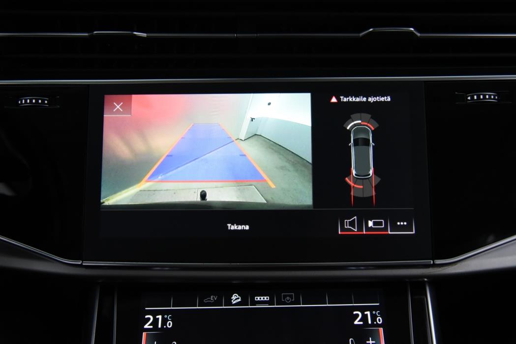 AUDI Q7 2021