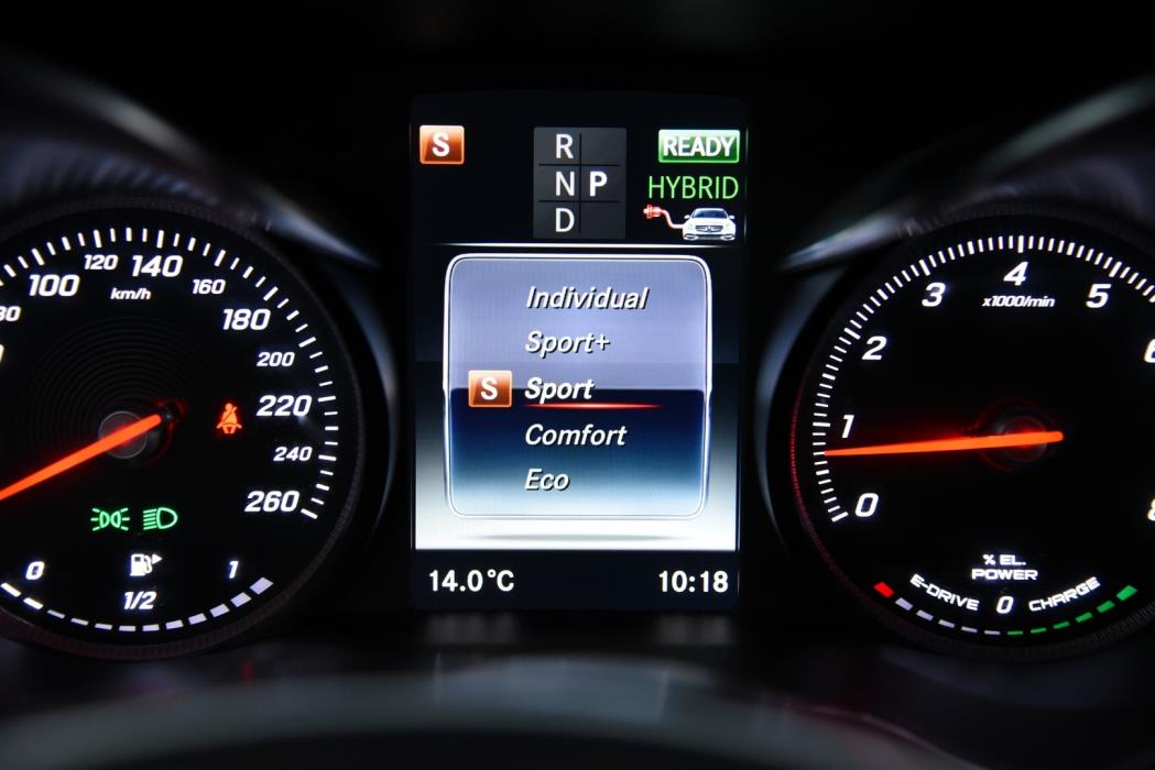 MERCEDES-BENZ C 2018